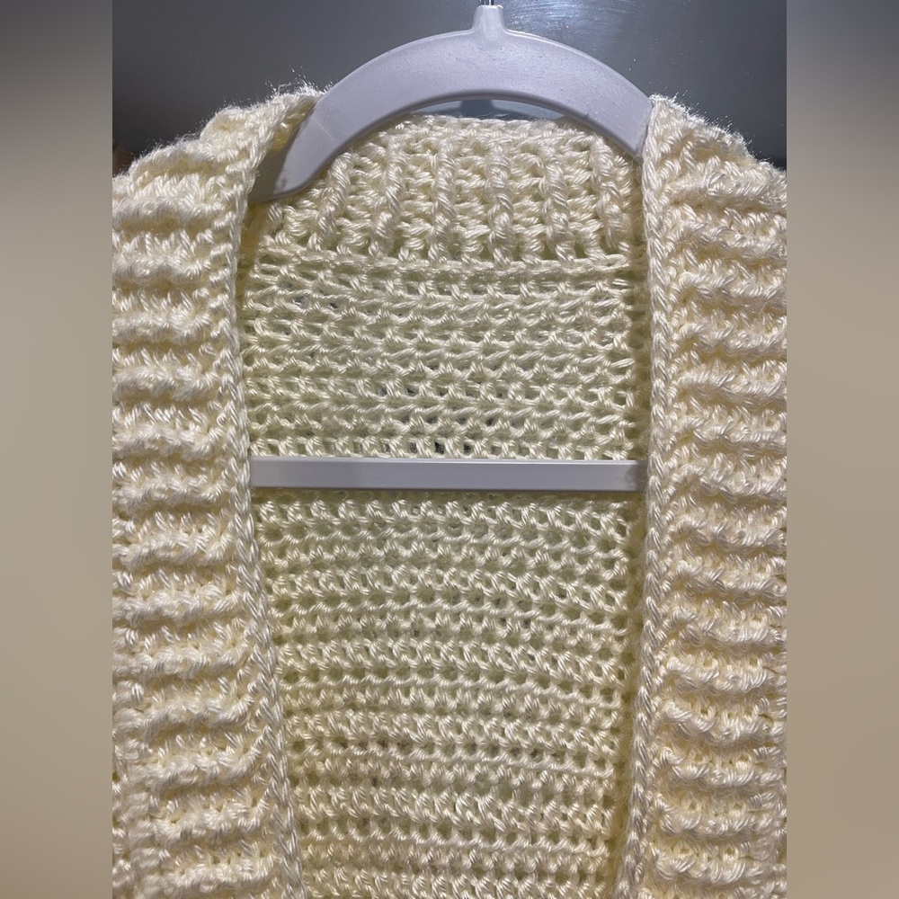 Handmade Cream Chunky Knit Cardigan Crochet Sweater with Pockets ptp 20.5 - Picture 6 of 13